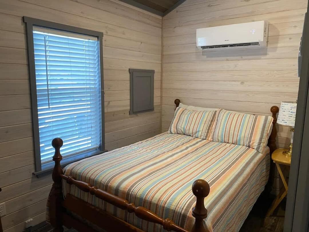 Surf City 2Br Park Home With Waterfront View And Parking Exterior photo