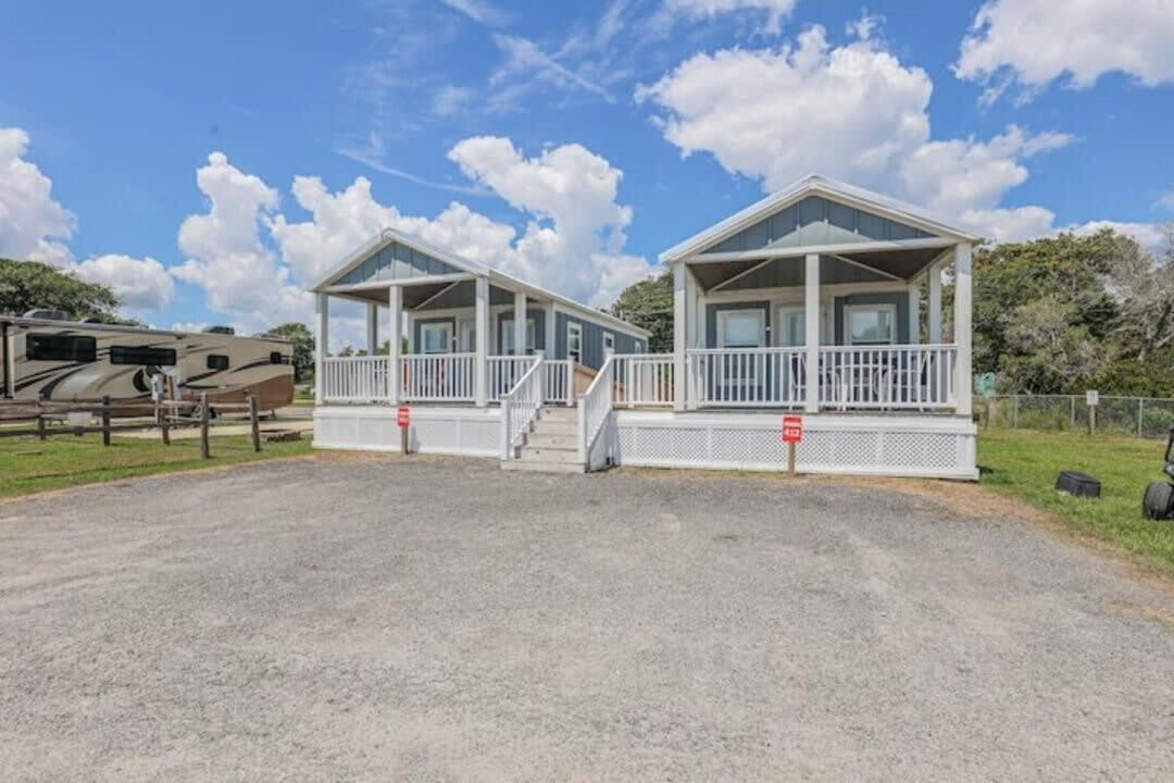 Surf City 2Br Park Home With Waterfront View And Parking Exterior photo